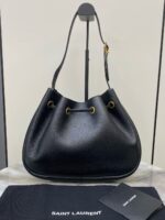 Saint Laurent PARIS VII small hobo in grained leather - Image 5