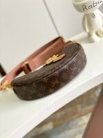 Louis Vuitton M12939 Looping - Image 7