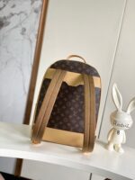 Louis Vuitton M12624 Outdoor Backpack - Image 6