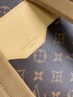 Louis Vuitton M12624 Outdoor Backpack - Image 9