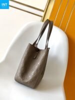 Louis Vuitton M25890 All In One PM - Image 4