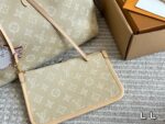 Louis Vuitton Denim carryall - Image 6