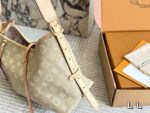 Louis Vuitton Denim carryall - Image 8