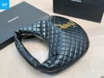Saint Laurent ICARE hobo in quilted nappa - Image 5