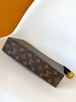 Louis Vuitton M82860 Pochette Voyage MM - Image 4