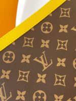 Louis Vuitton M82860 Pochette Voyage MM - Image 8