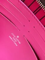 Louis Vuitton M12818 Pochette Voyage MM - Image 10