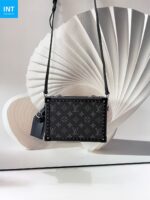 Louis Vuitton M20251 CLUTCH BOX Portable Hard Case - Image 11