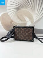 Louis Vuitton M20252 CLUTCH BOX Portable Hard Case - Image 10