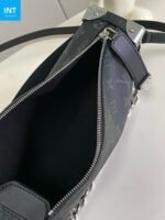 Louis Vuitton M26226 Side Trunk MM East West - Image 8