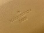 Louis Vuitton M12615 Bone Wearable Wallet - Image 12
