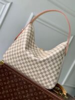 Louis Vuitton N00126 Slouchy MM - Image 8