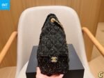 CHANEL 25 Small Handbag - Image 5