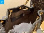 CHANEL 25 Small Handbag - Image 9