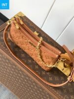 Louis Vuitton M11916 Pochette Liv - Image 7