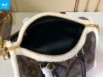Louis Vuitton M26326 SPEEDY SOFT 30 TEDDY - Image 10