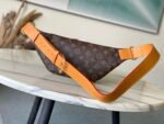 Louis Vuitton M14019 Rush Bumbag - Image 6