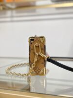 Louis Vuitton M13147 SLIM TRUNK BAG - Image 8