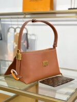 Louis Vuitton M13151 Low Key Messenger Bag - Image 4