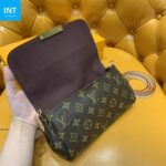Louis Vuitton M40717 Monogram Canvas - Image 7