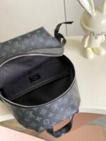 Louis Vuitton M14020 Discovery Slim Backpack - Image 9