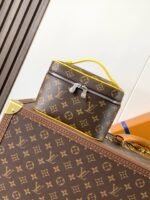 Louis Vuitton M12654 Nice Mini - Image 2