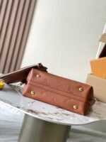 Louis Vuitton M11790 CarryAll PM - Image 5