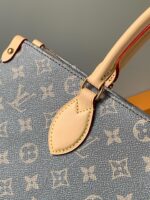 Louis Vuitton M12415 OnTheGo MM - Image 5