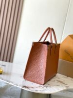Louis Vuitton M12775 OnTheGo MM - Image 4