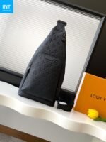 Louis Vuitton M26730 Duo Slingbag - Image 3
