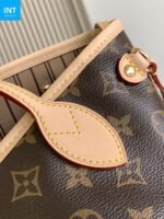 Louis Vuitton M46979 Neverfull PM - Image 9