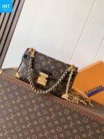 Louis Vuitton M27266 Trunkie East West - Image 5