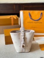 Louis Vuitton All In BB - Image 7