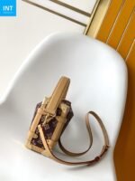 Louis Vuitton M27516 Side Trunk MM - Image 9