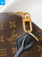 Louis Vuitton M27216 Alma Trunk PM - Image 10