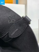 Louis Vuitton M21848 Blossom PM - Image 10