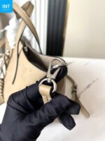 Louis Vuitton M21849 Blossom PM - Image 9