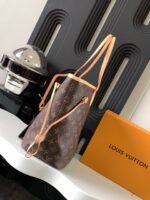 Louis Vuitton M46975 Neverfull MM - Image 7