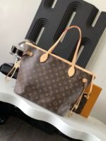 Louis Vuitton M46975 Neverfull MM - Image 6