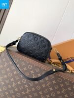 Louis Vuitton M25518 Tiny Camera Bag - Image 5