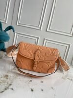 Louis Vuitton M11817 Diane - Image 3
