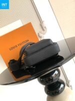 Louis Vuitton M15255 Avenue Slingbag PM - Image 6