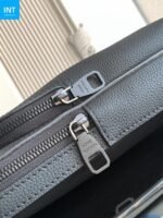 Louis Vuitton M15255 Avenue Slingbag PM - Image 7