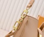 Louis Vuitton’s new hobo bag - Image 9