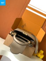 Louis Vuitton M24736 Capucines BB - Image 9