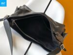 Louis Vuitton M15175 CarryAll Travel Bag - Image 9