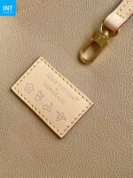 Louis Vuitton M27839 LV x TM Neverwoof - Image 11