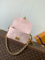 Louis Vuitton M14208 Pochette Métis East West - Image 6