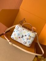Louis Vuitton M13662 LV x TM VANITY CHAIN ​​POUCH - Image 6