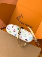 Louis Vuitton M13662 LV x TM VANITY CHAIN ​​POUCH - Image 7